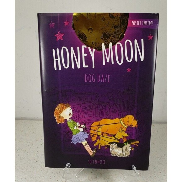 Honey Moon Dog Daze Hardcover  Illustrated 2017 ERROR Misprint Cover Upside Down - Picture 1 of 16